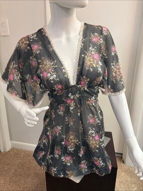 Vintage Floral Blouse in Black and Cream with Pink Accents
